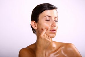 10-cures-to-get-rid-of-oily-skin