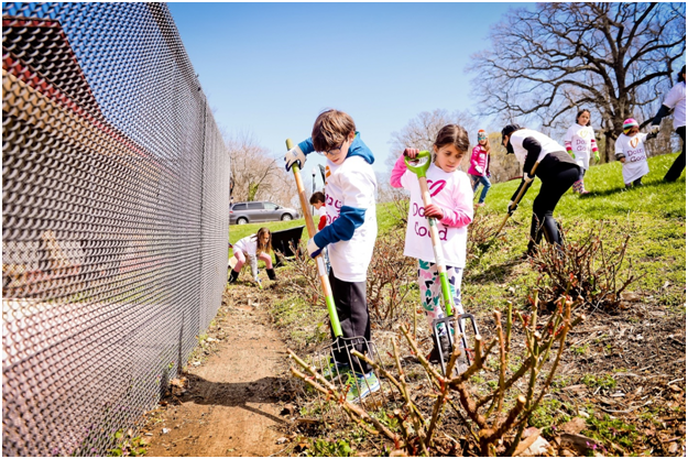 Why you should consider volunteering on your next travel trip